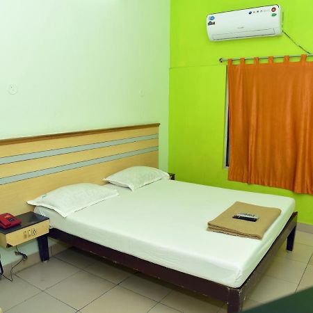 Hotel Aditya Pondicherry Luaran gambar